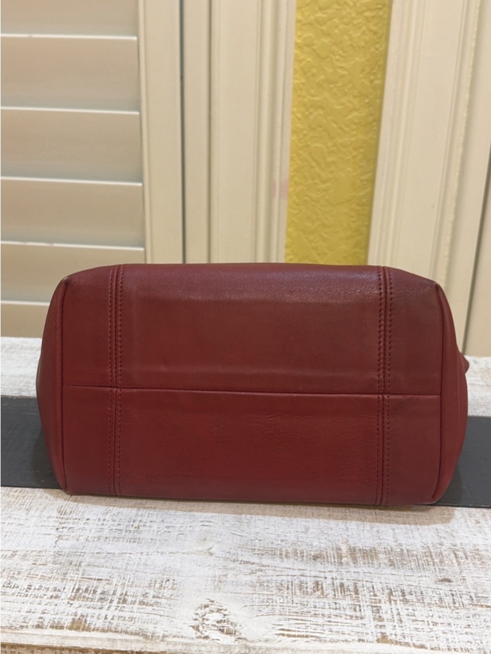 Coach Vintage Waverly Red Soho Tote. Style 4133, Made in 1996, Costa Rica. - Picture 3 of 5